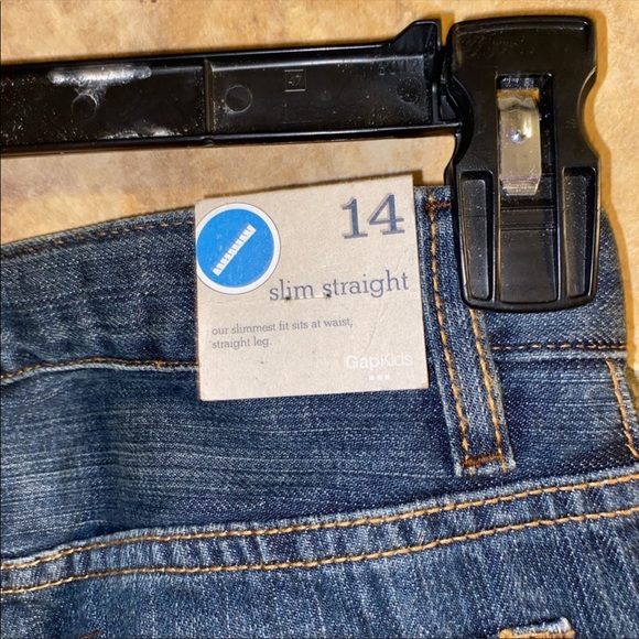 Boys gap new jeans - Picture 3 of 3
